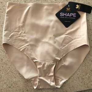 New Wacoal Shape Brief Underwear size XL